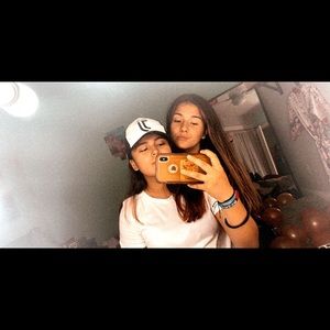 Meet your Posher, Leahna